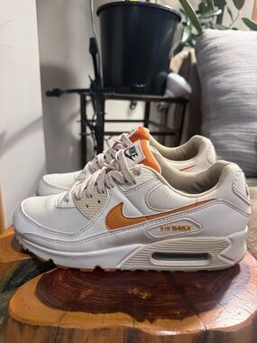 Nike Wmns Air Max 90 SE 'Phantom Light Curry' Sz 9